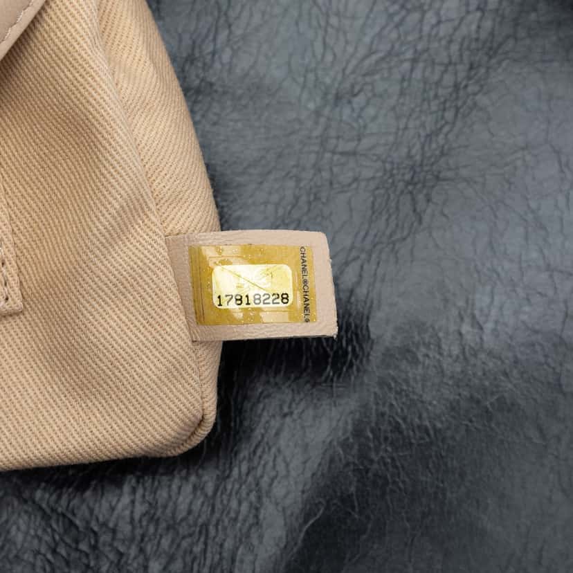 Chanel Large Glazed Quilted Calfskin Boy Flap Black Leather Very good condition - Box View