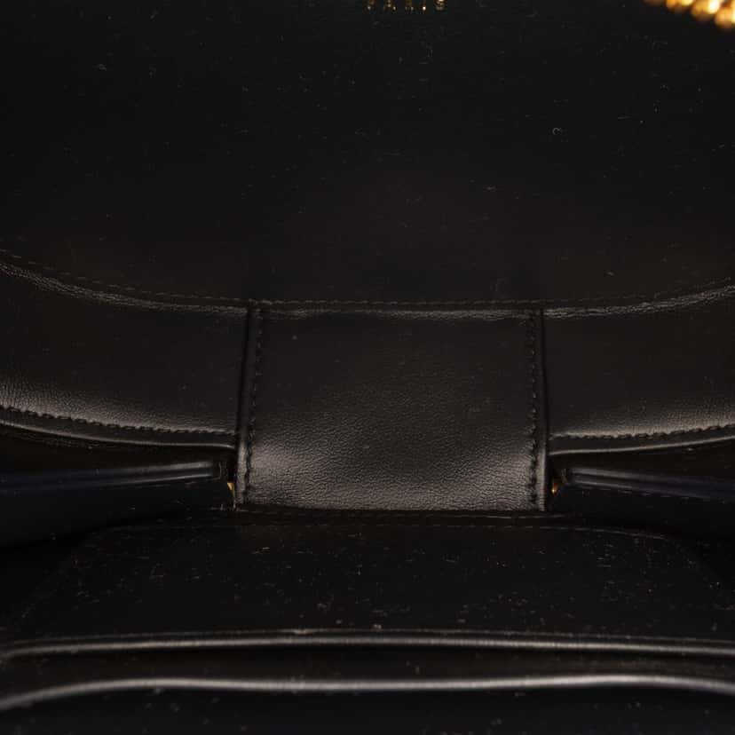 Dior Leather and Oblique Canvas CD Oval Camera Bag Black Leather Very good condition - Model View