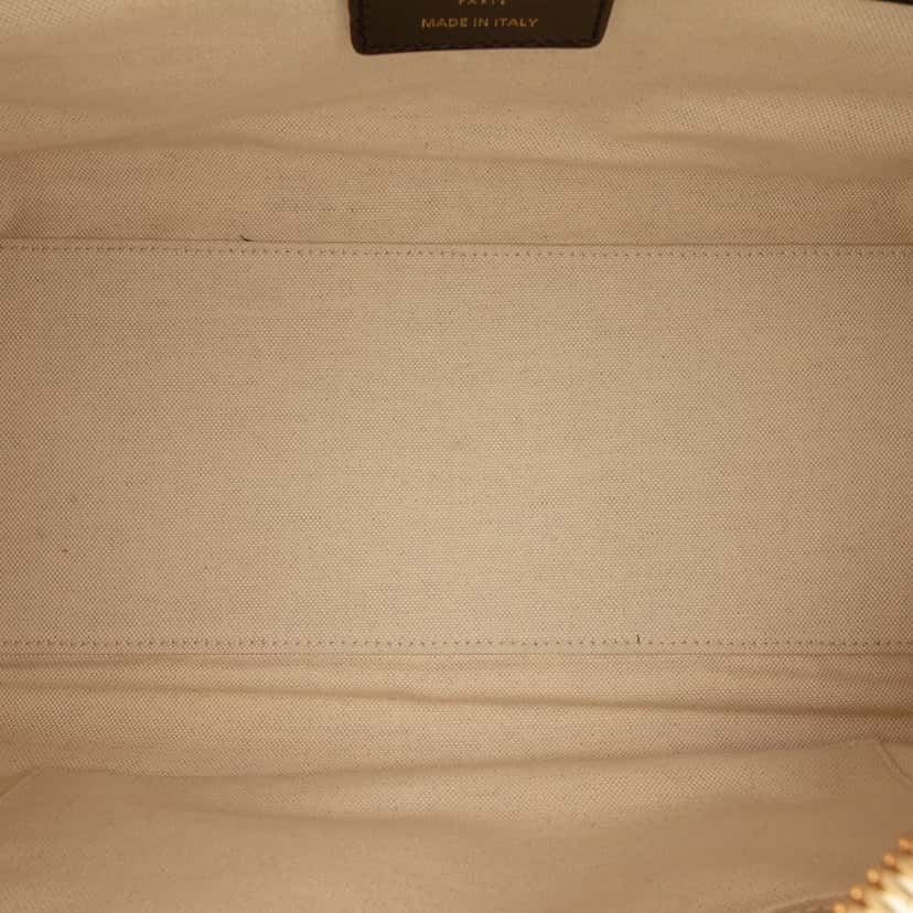 Dior Medium Leather Cannage Dior Vibe Zip Bowling Bag Black Leather Very good condition - Model View