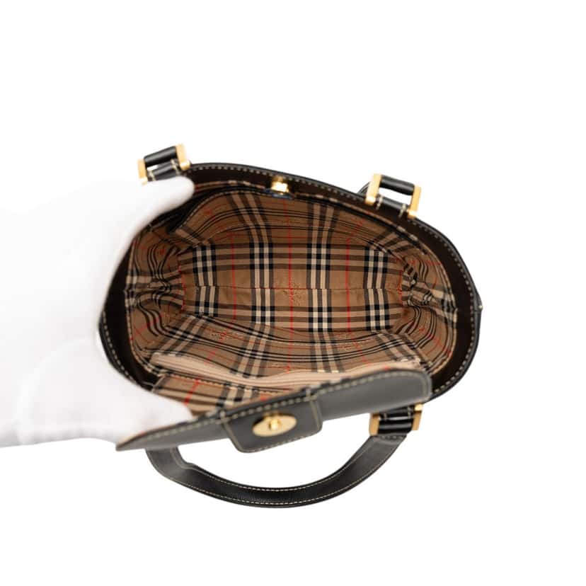 Burberry Leather Handbag Black Leather Very good condition - Model View