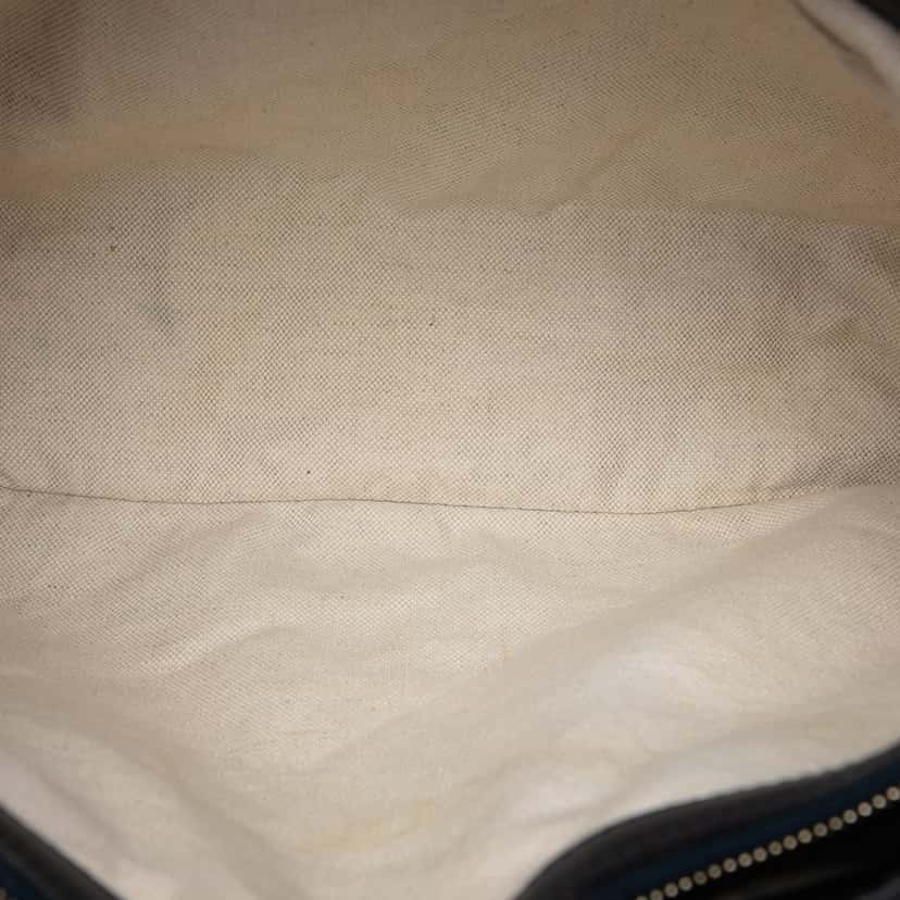 Gucci GG Canvas Sukey Tote Beige Very good condition - Model View