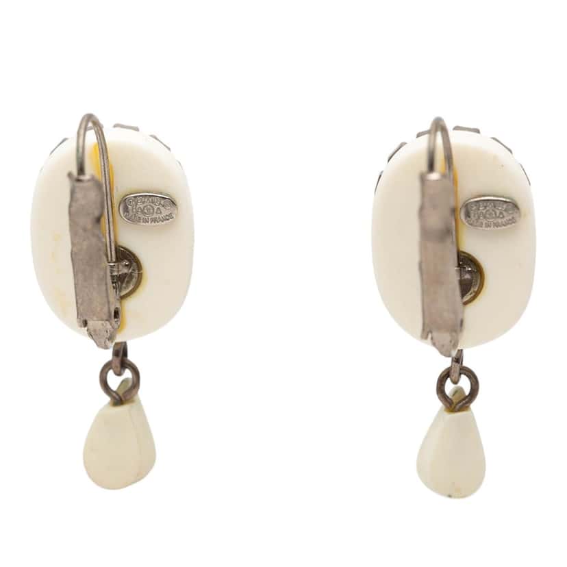 Chanel Resin Strass Rain Drop Clip On Earrings White Plastic Very good condition - Inside View