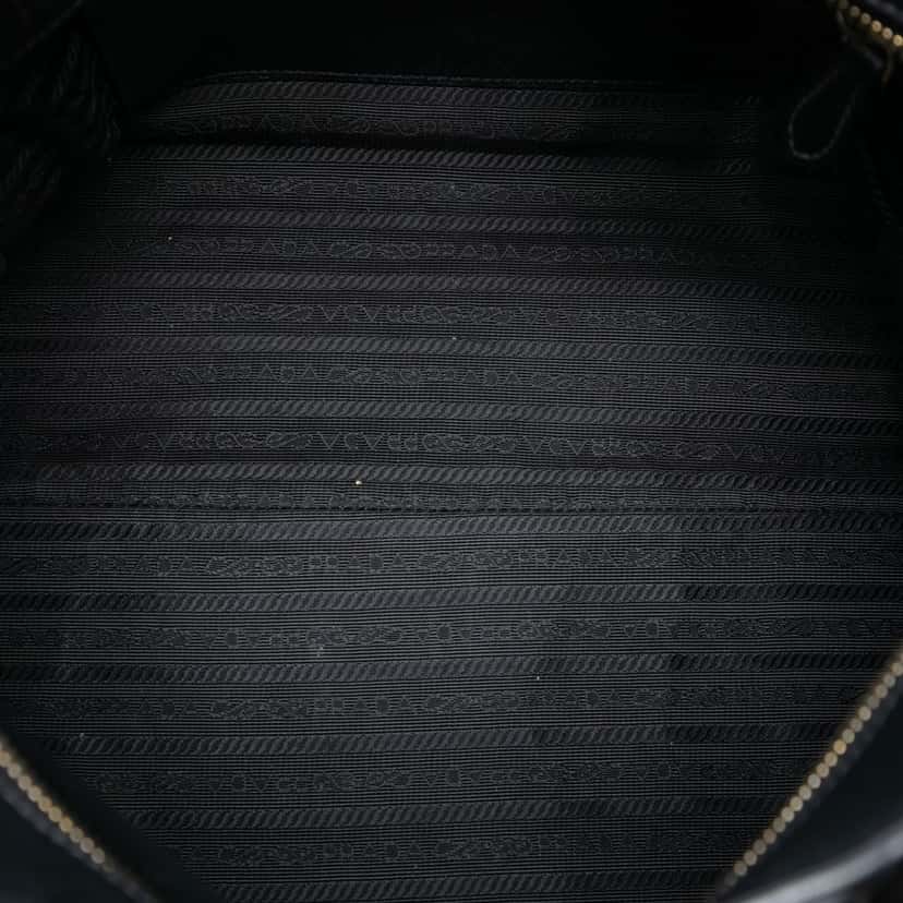 Prada Saffiano and City Calf Esplanade Satchel Black Leather Very good condition - Model View