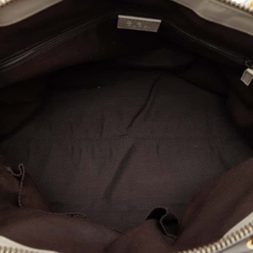 Gucci GG Canvas Scarlett Satchel Beige Very good condition - Model View