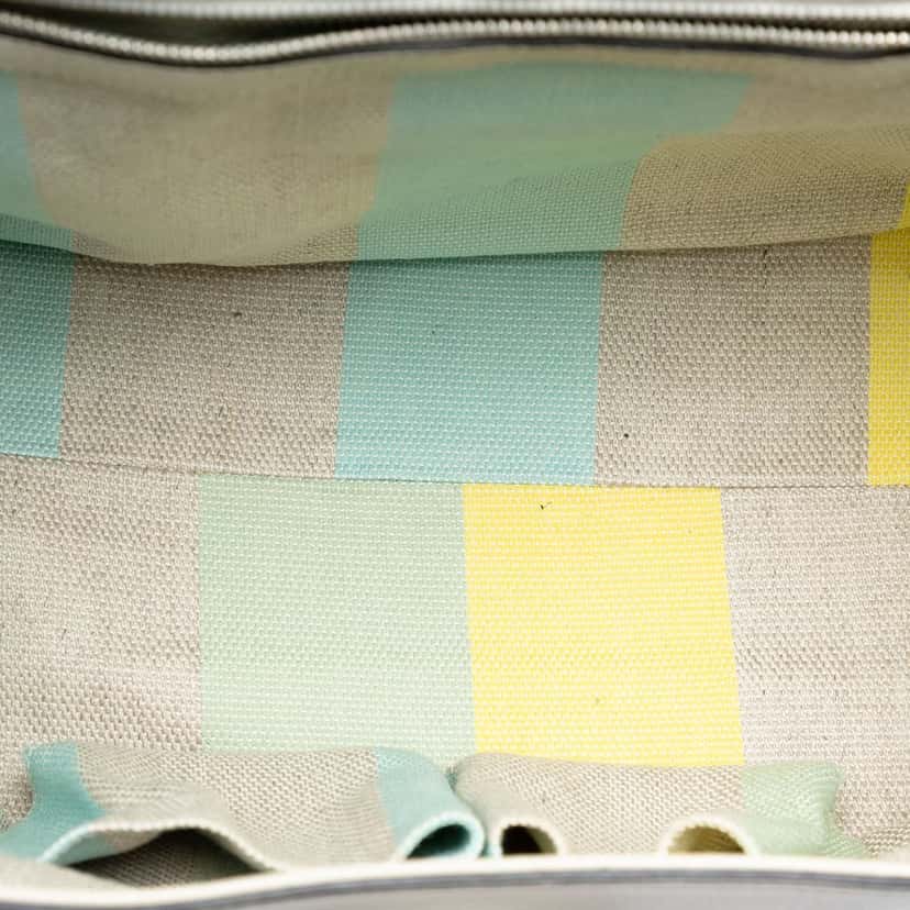 Gucci Medium Leather Bamboo Daily Satchel White Leather Very good condition - Model View