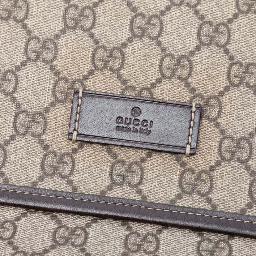 Gucci GG Supreme Messenger Bag Beige Very good condition - Box View