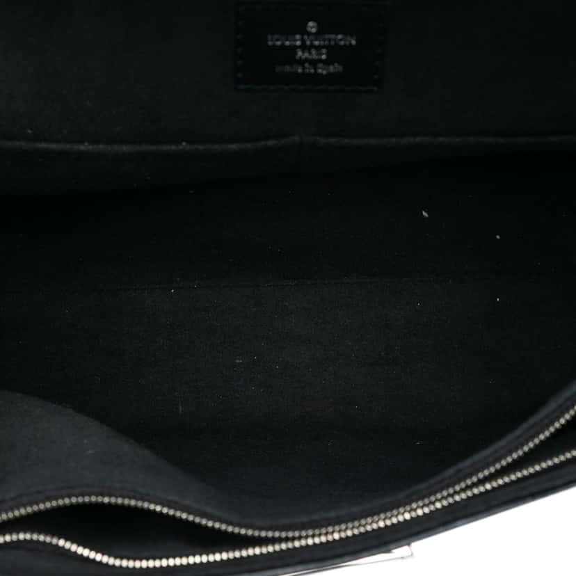 Louis Vuitton Epi Denim Cluny MM Blue Leather Very good condition - Model View