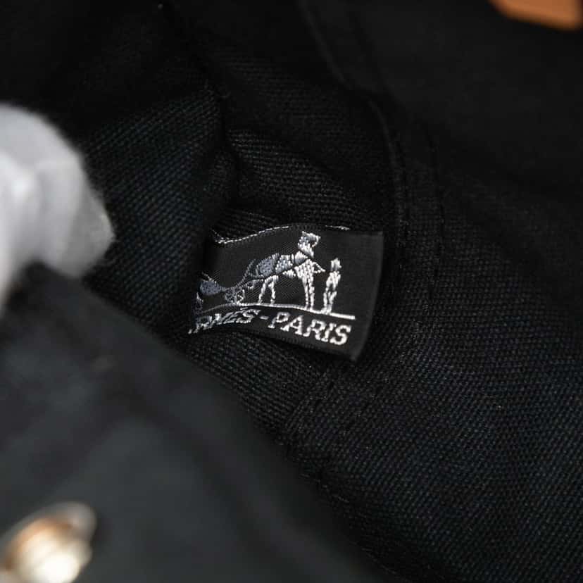 Hermès Canvas Fourre Tout PM Black Very good condition - Box View