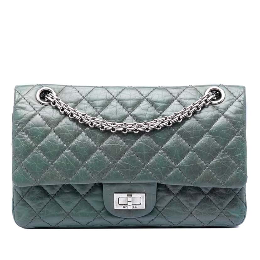 Chanel Quilted Aged Calfskin Reissue 2.55 Double Flap 225 Green Leather Very good condition - Front View