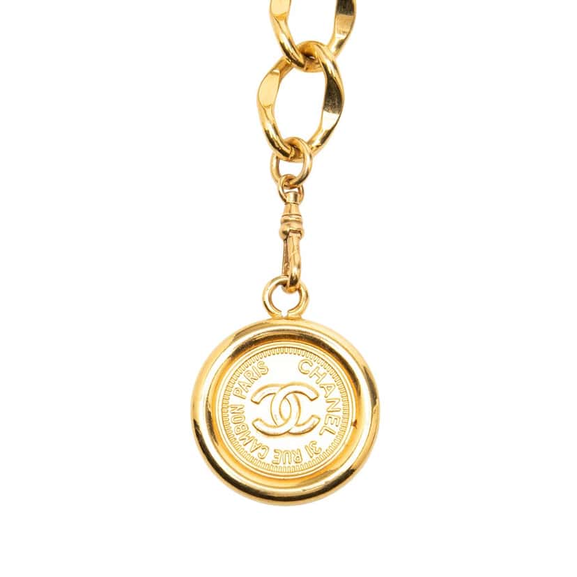 Chanel CC Gold Plated 31 Rue Cambon Medallion Chain Belt Gold Metal Very good condition - Back View