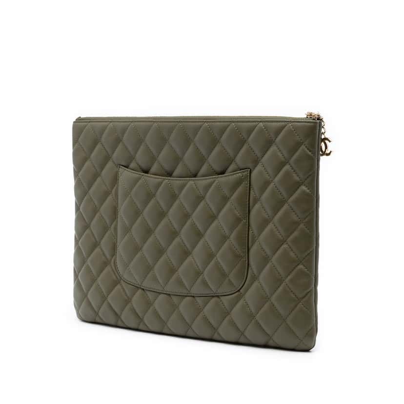 Chanel Large Quilted Lambskin Cuba La Habana O Case Clutch Green Leather Very good condition - Back View