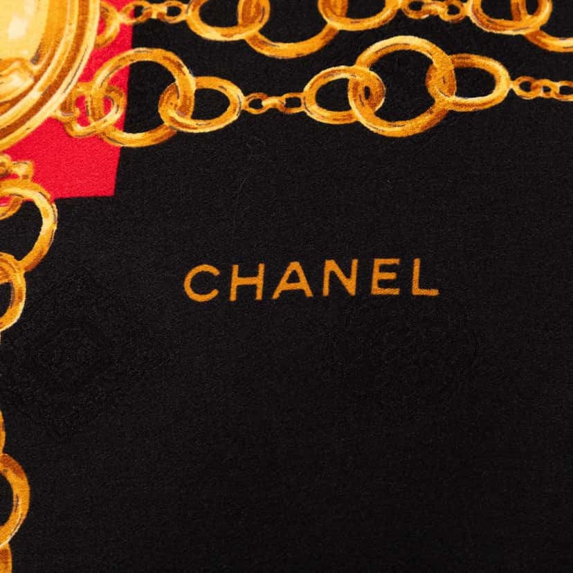 Chanel CC Medallion Chain Print Silk Scarf Black Never worn - Back View