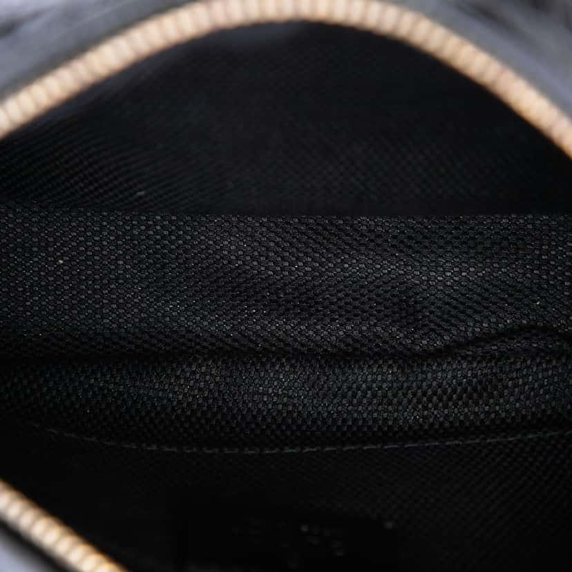 Gucci Mini Patent Soho Chain Crossbody Black Leather Very good condition - Model View