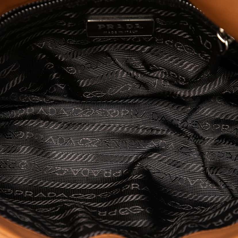 Prada Leather Shoulder Bag Brown Leather Very good condition - Model View