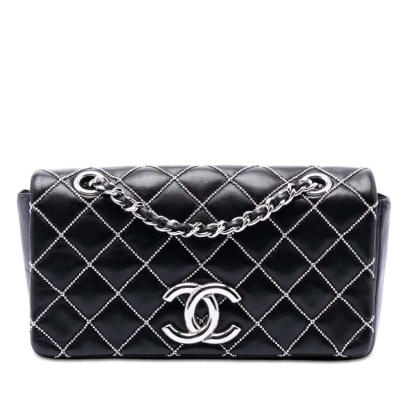 Chanel Mini CC Quilted Lambskin Beaded Full Flap Black Leather Very good condition - Front View