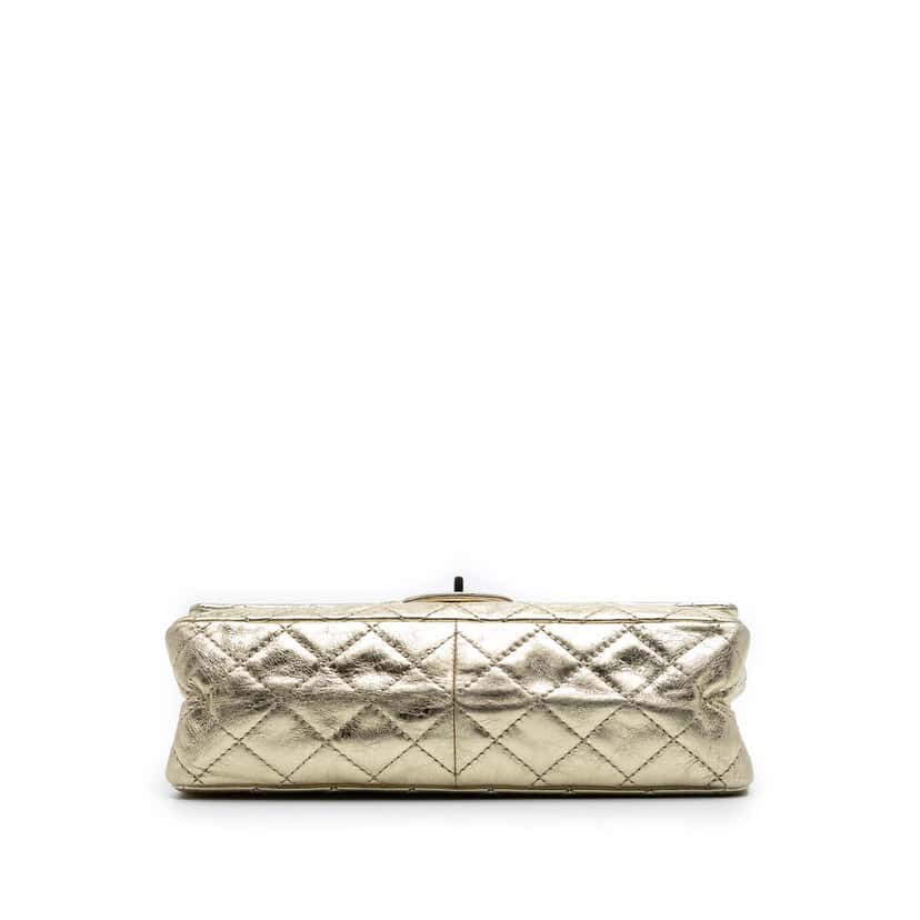 Chanel Quilted Metallic Aged Calfskin Reissue 2.55 Double Flap 226 Gold Leather Very good condition - Inside View