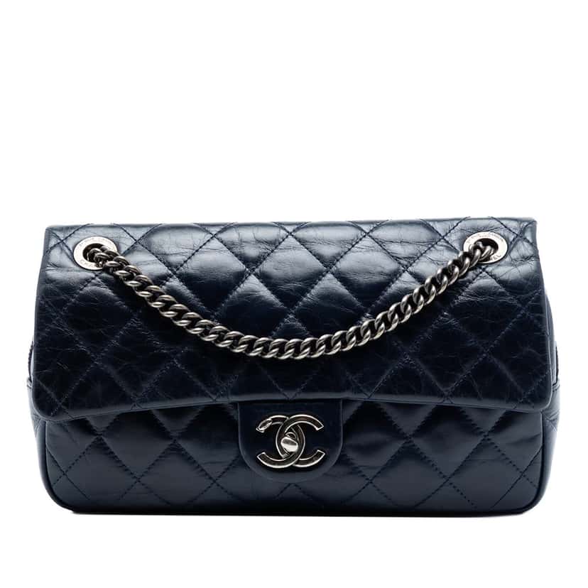 Chanel Medium Quilted Glazed Calfskin Duo Color Flap Blue Leather Very good condition - Front View