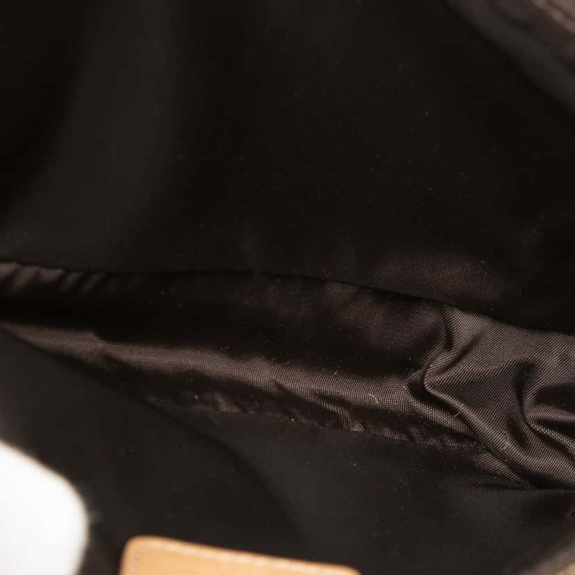 Dior Mini Diorissimo Canvas Saddle Pochette Brown Very good condition - Model View