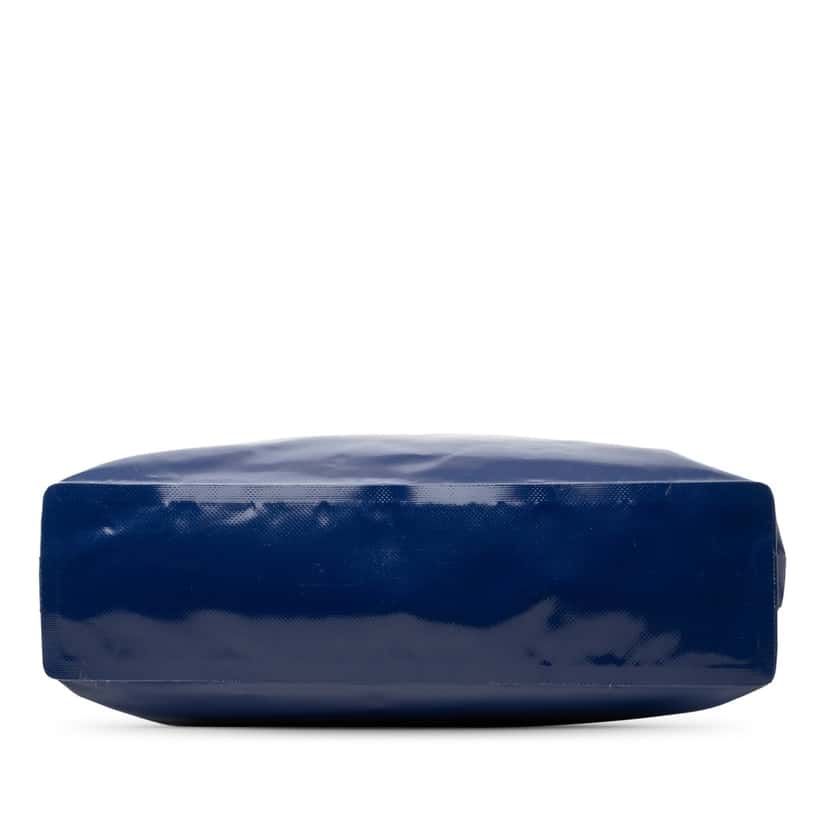 Chanel CC Vinyl Tote Blue Plastic Very good condition - Inside View