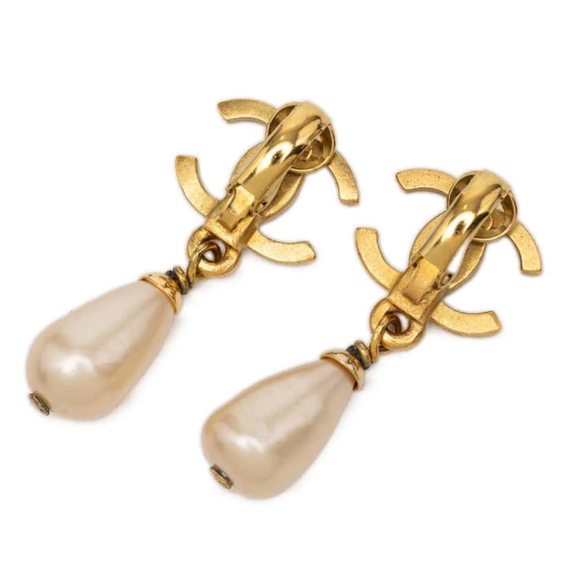 Chanel CC Gold Plated Faux Pearl Swing Clip On Earrings Gold Metal Very good condition - Back View