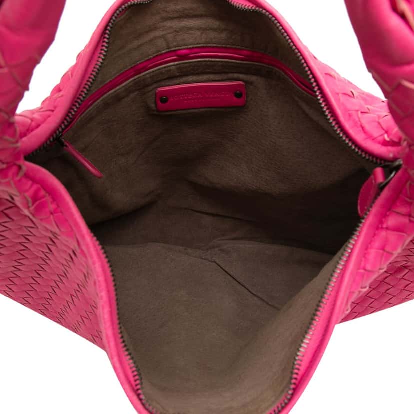 Bottega Veneta Medium Nappa Intrecciato Veneta Hobo Pink Leather Very good condition - Model View