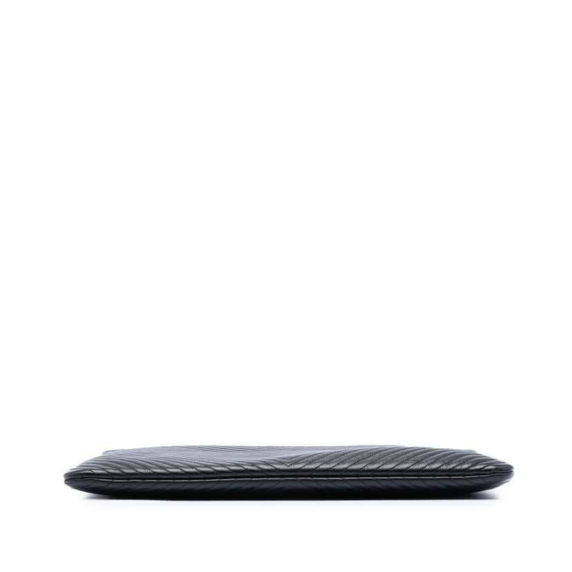 Chanel Large Chevron Caviar O Case Clutch Black Leather Very good condition - Inside View