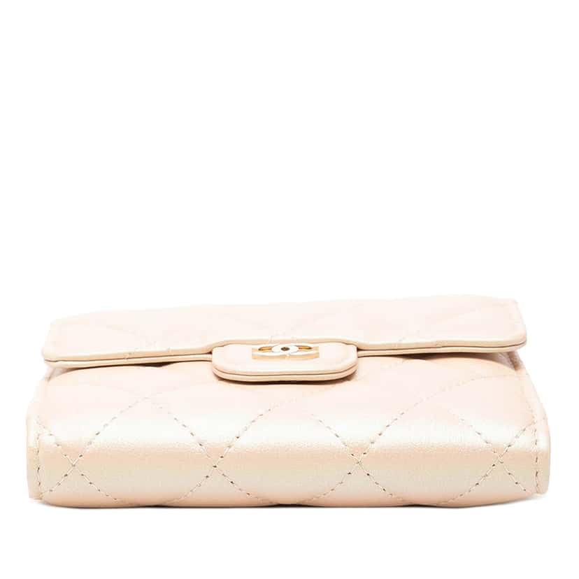 Chanel CC Quilted Iridescent Lambskin Compact Wallet Brown Leather Very good condition - Inside View