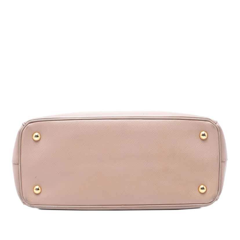 Prada Medium Saffiano Lux Galleria Satchel Beige Leather Good condition - Inside View