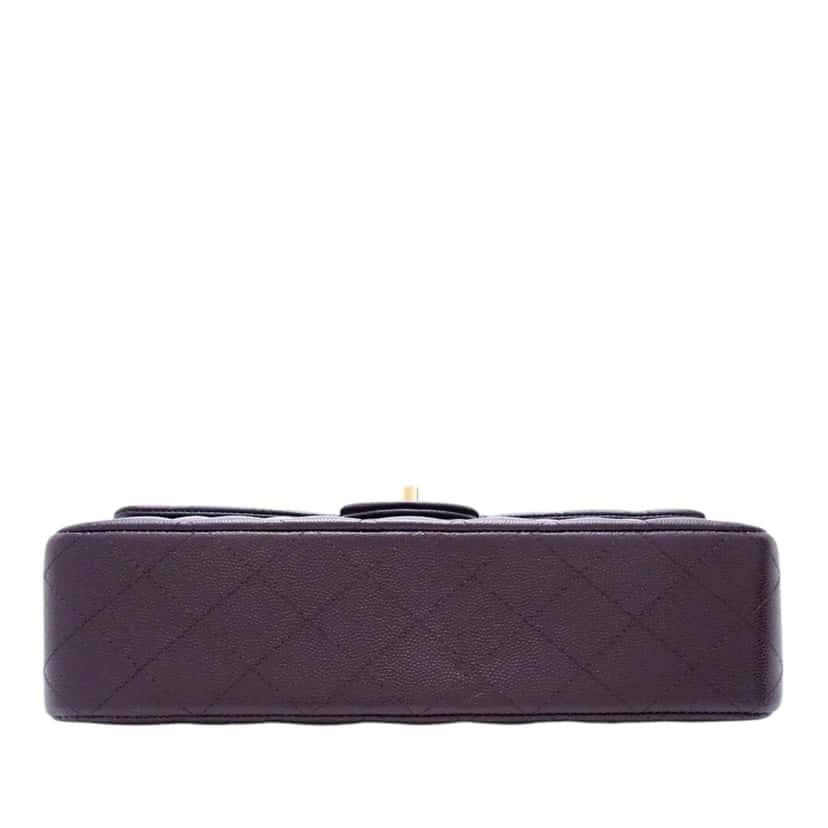 Chanel Medium Classic Caviar Double Flap Purple Leather Very good condition - Model View