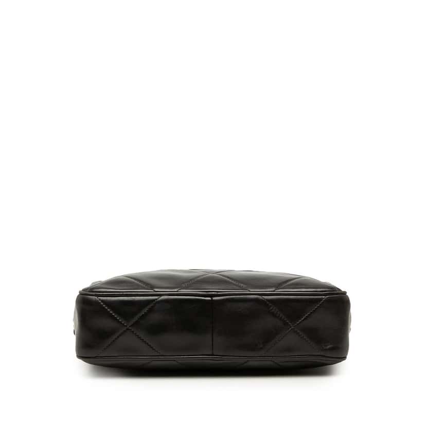 Chanel CC Diamond Quilted Lambskin Tassel Camera Bag Black Leather Very good condition - Inside View