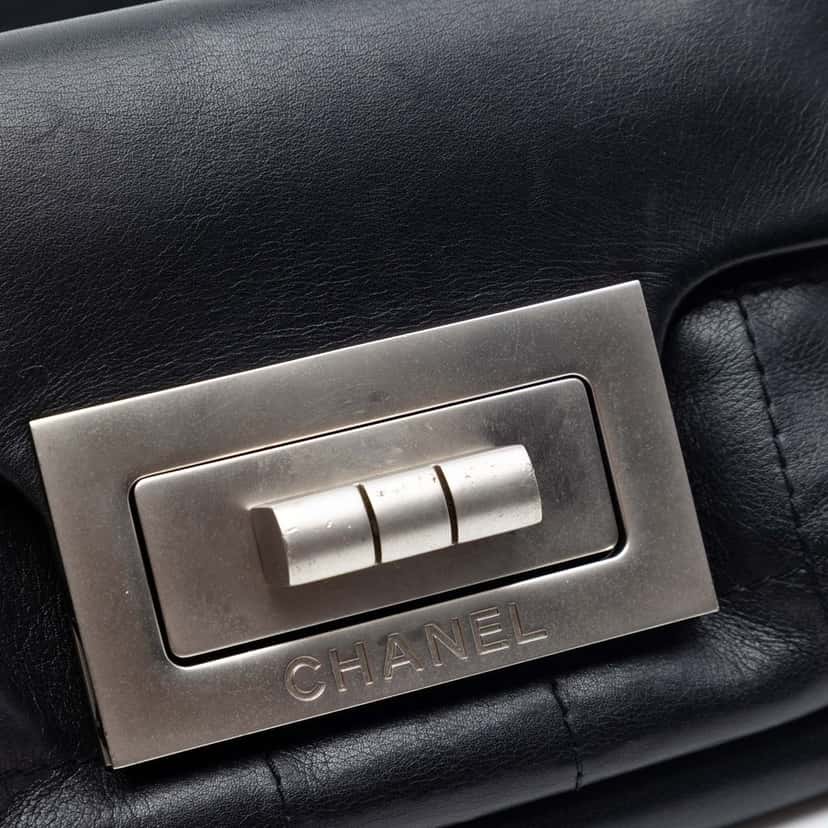 Chanel Calfskin Square Stitched Mademoiselle Shoulder Bag Black Leather Very good condition - Box View