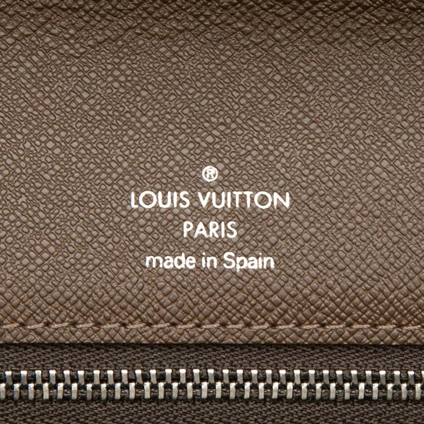 Louis Vuitton Taiga Selenga Brown Leather Very good condition - Box View