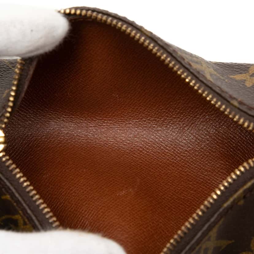 Louis Vuitton Monogram Papillon Pochette Brown Very good condition - Model View