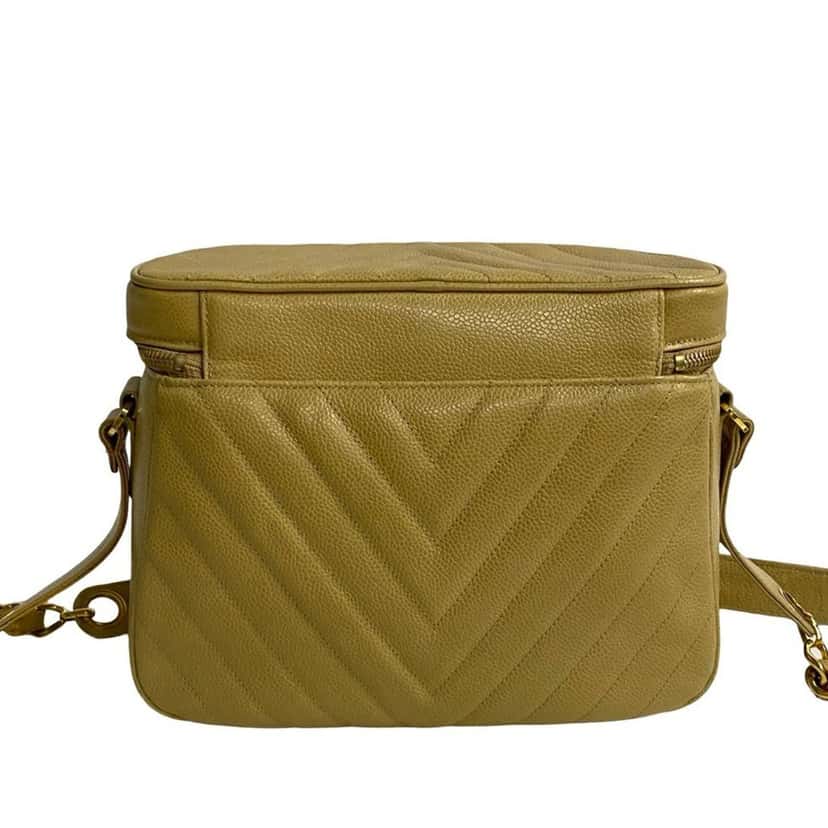 Chanel CC Chevron Caviar Vanity Case with Chain Beige Leather Very good condition - Back View