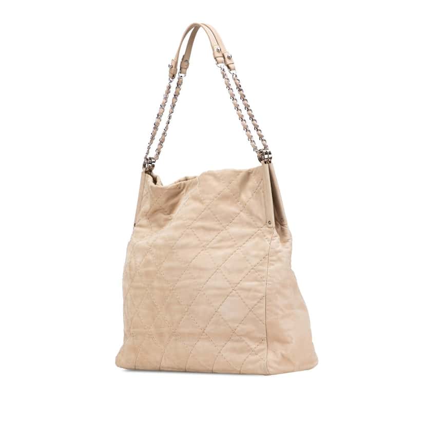 Chanel Iridescent Calfskin Sea Hit Tote Beige Leather Very good condition - Back View