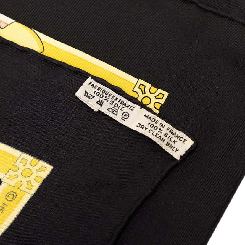 Hermès Les Muserolles Silk Scarf 90 Black Very good condition - Inside View