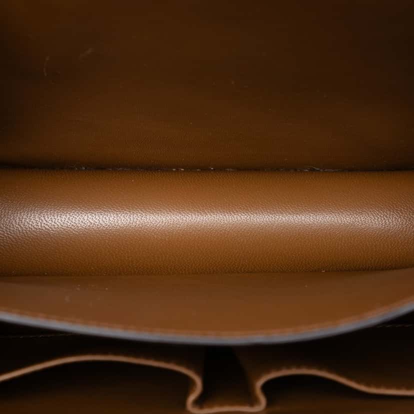 Celine Medium Calfskin Classic Box Brown Leather Very good condition - Model View