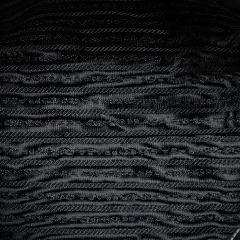 Prada Tessuto Easy Shoulder Bag Black Very good condition - Model View