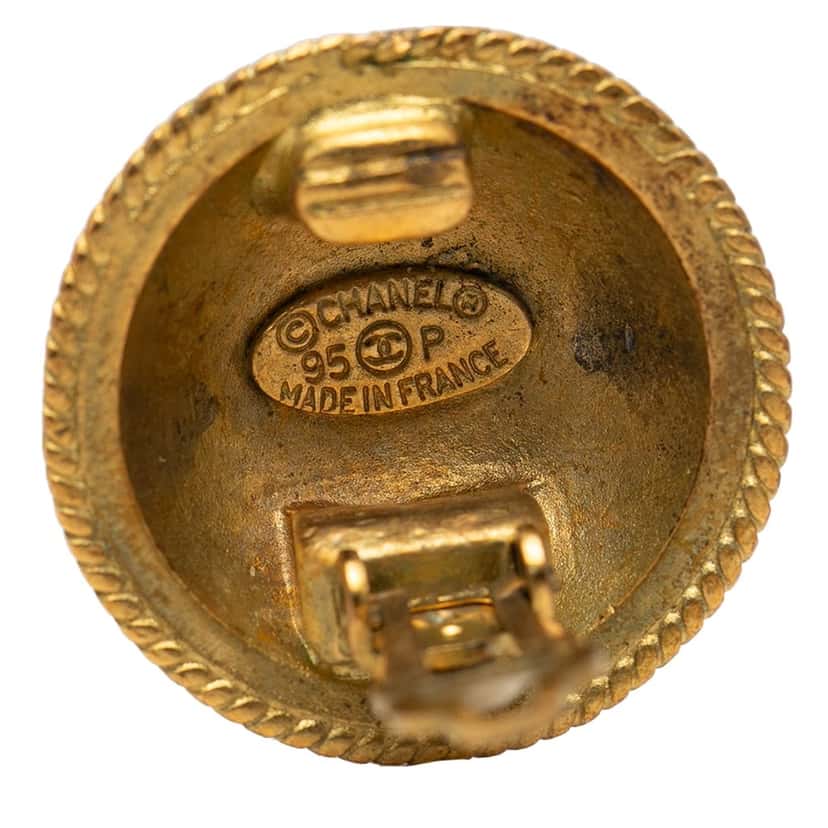 Chanel CC Gold Plated Round Clip On Earrings Gold Metal Very good condition - Inside View