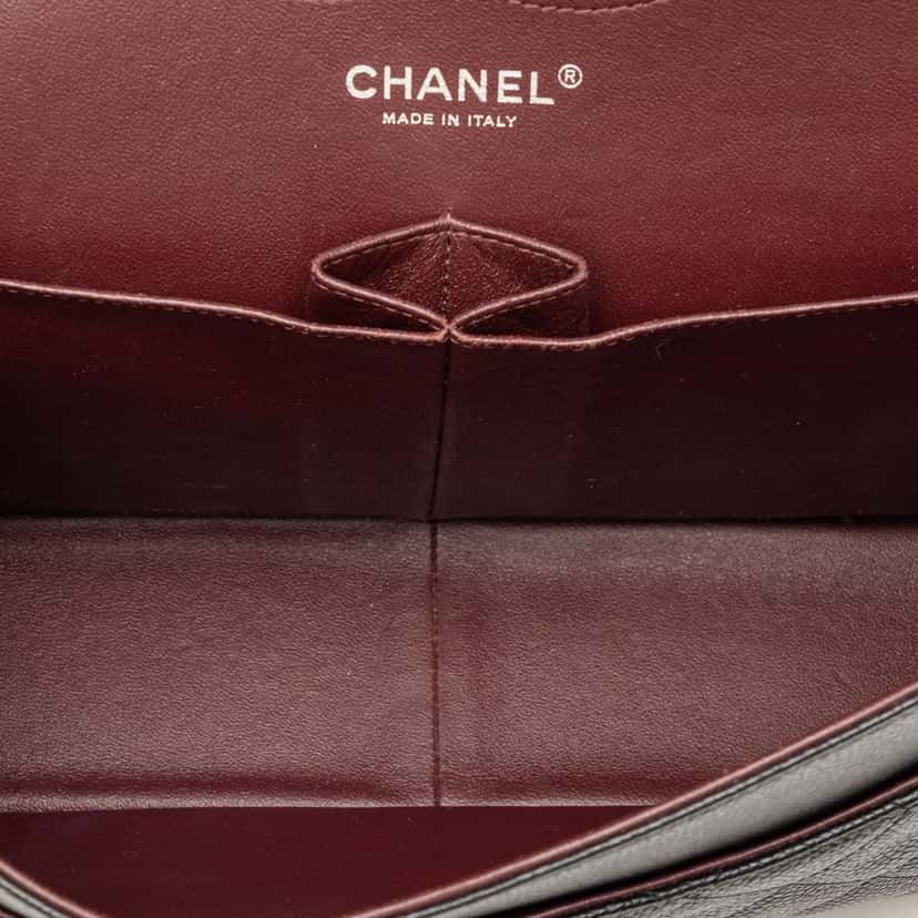 Chanel Jumbo Classic Caviar Double Flap Black Leather Very good condition - Model View