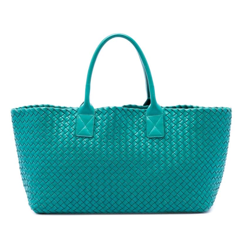Bottega Veneta Medium Nappa Intrecciato Cabat Tote Blue Leather Very good condition - Front View