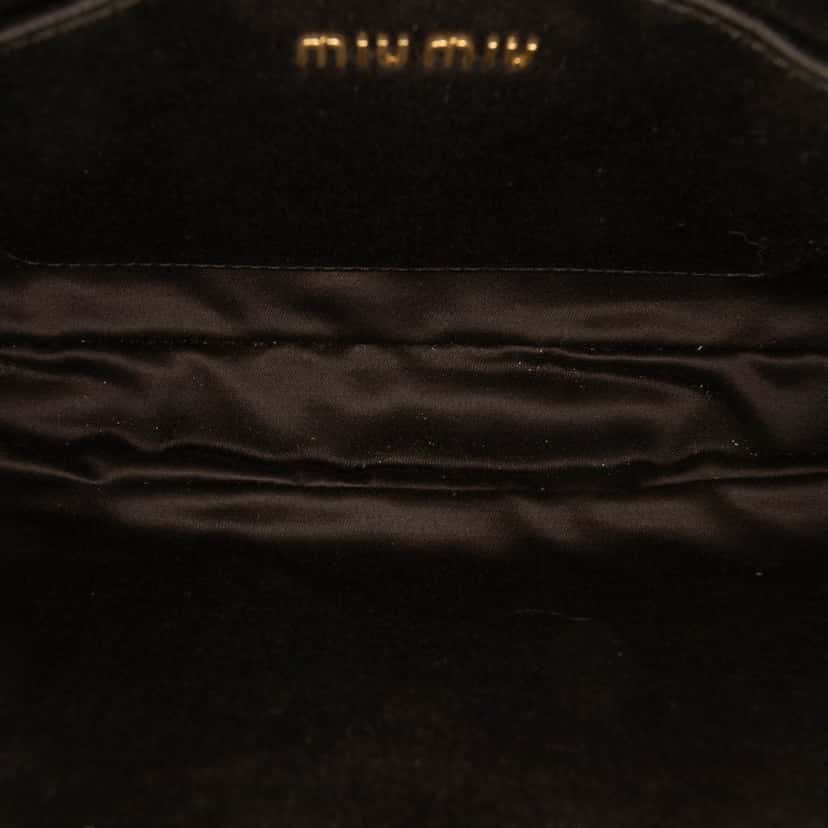 Miu Miu Matelasse Nappa Crystal Chain Satchel White Leather Very good condition - Model View
