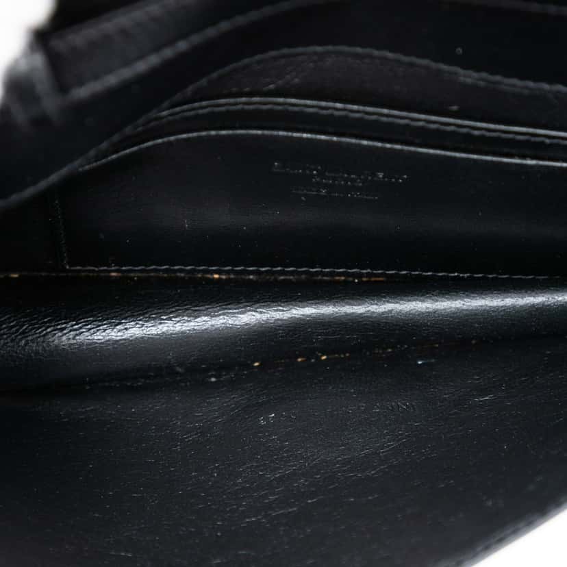 Saint Laurent Smooth Calfskin Crossbody Black Leather Very good condition - Model View