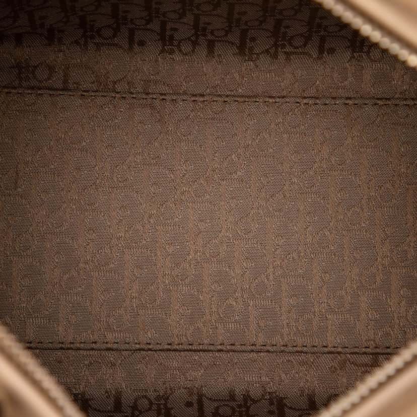 Dior Medium Lambskin Cannage Lady Dior Beige Leather Very good condition - Model View