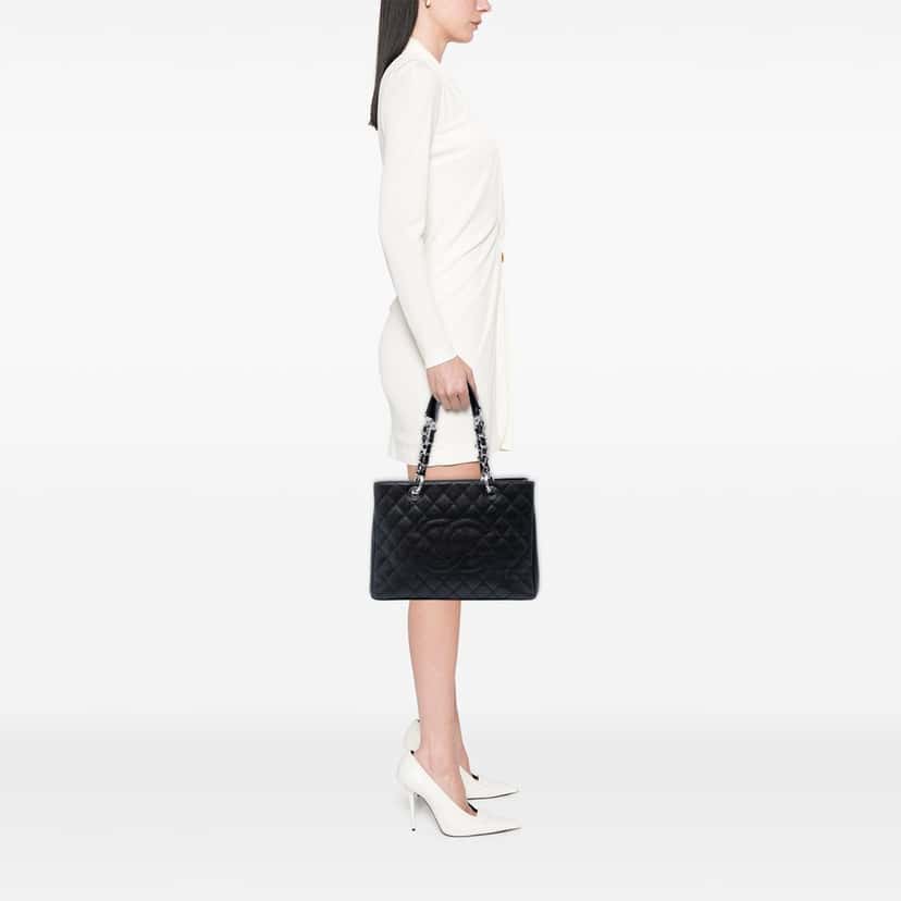 Chanel Caviar Grand Shopping Tote Black Leather Very good condition - Box View