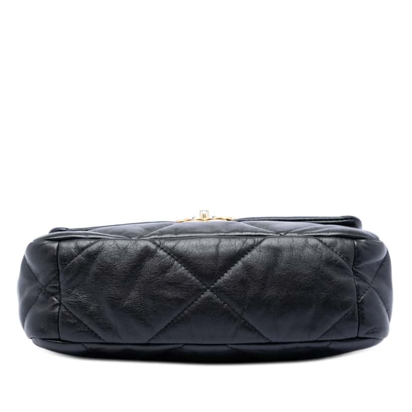 Chanel Medium Lambskin 19 Flap Black Leather Very good condition - Inside View