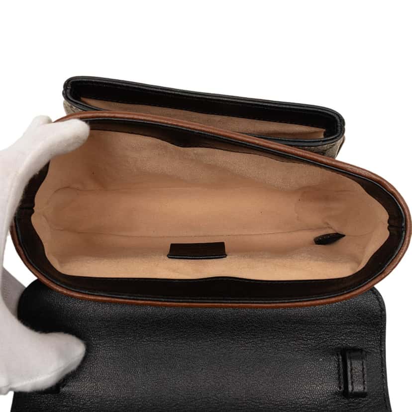 Gucci Mini GG Supreme and Calfskin Padlock Flap Pocket Satchel Beige Very good condition - Model View