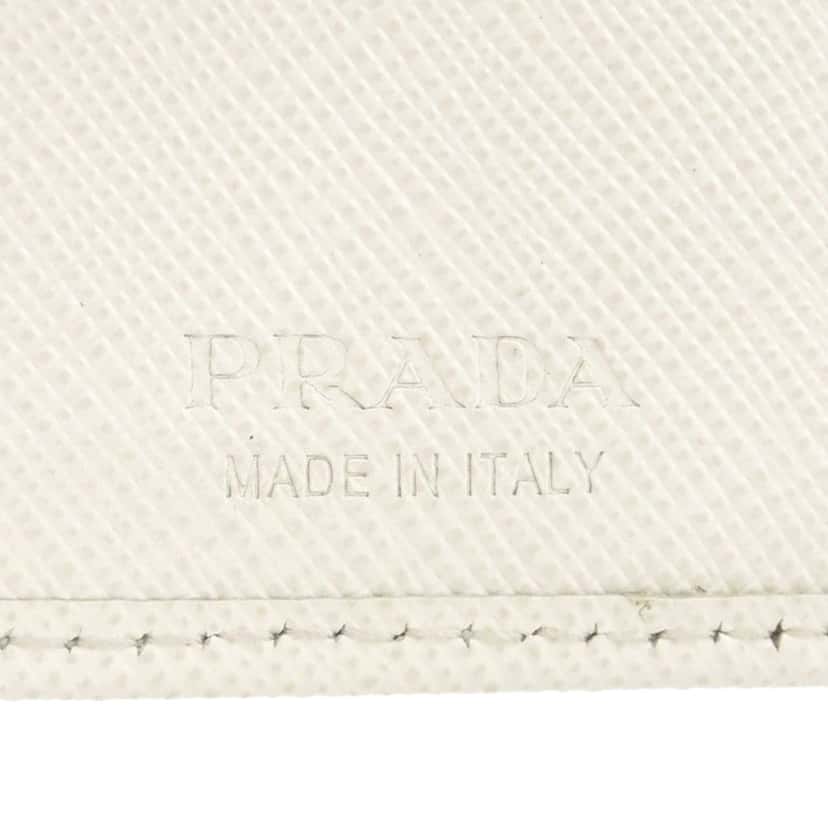 Prada Saffiano Card Holder White Leather Very good condition - Model View
