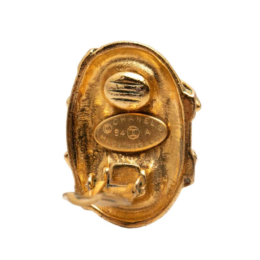 Chanel CC Gold Plated Oval Clip on Earrings Gold Metal Very good condition - Inside View