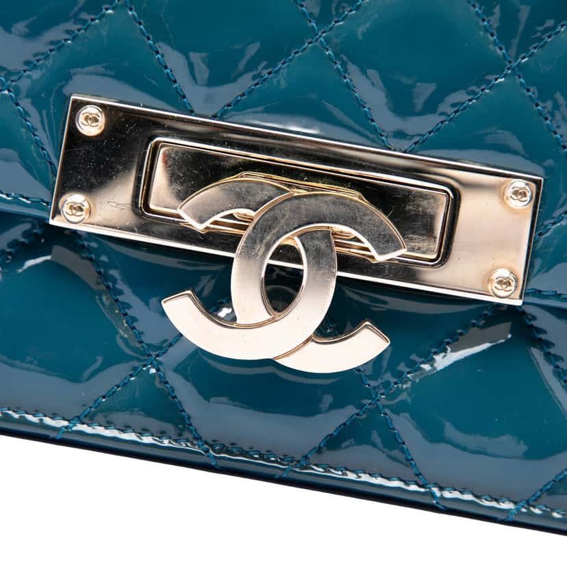 Chanel Quilted Patent Golden Class East West Wallet on Chain Blue Leather Very good condition - Box View